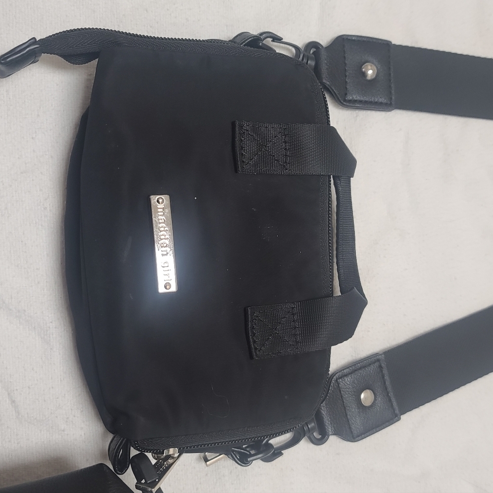 Madden Girl Black MiniCrossbody Bag with Detachable Zip Change Pouch - Picture 12 of 13